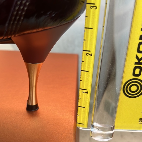 Baldinini Maroon Loafers w/ golden heels, IT size 39/US size 8.5 - Picture 13 of 13